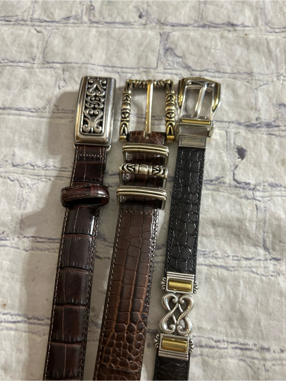 BRIGHTON CROC LEATHER VINTAGE USA CRAFTED (3) EMBELLISHED HARDWARE BELTS SIZE S